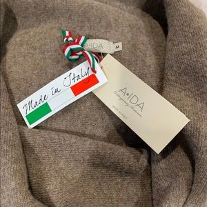 NWT Designer Women Cardigan Sweater